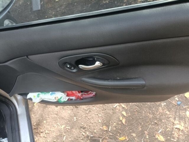 Форд Мондео 1998 в Пологах на Automoto.ua Серый Форд Мондео, объемом двигателя 1.8 л и пробегом 252 тыс. км за 1700 $, фото 10 на Automoto.ua