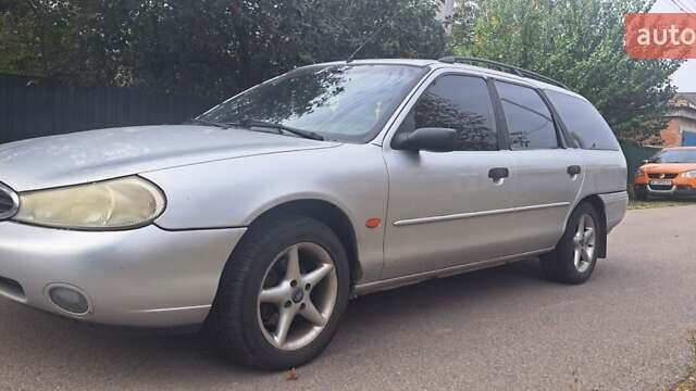 Форд Мондео 1998 в Рокитном на Automoto.ua Серый Форд Мондео, объемом двигателя 1.78 л и пробегом 409 тыс. км за 2500 $, фото 3 на Automoto.ua