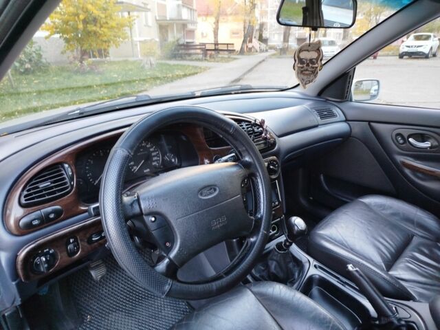 Серый Форд Мондео, объемом двигателя 1.8 л и пробегом 3 тыс. км за 2300 $, фото 5 на Automoto.ua