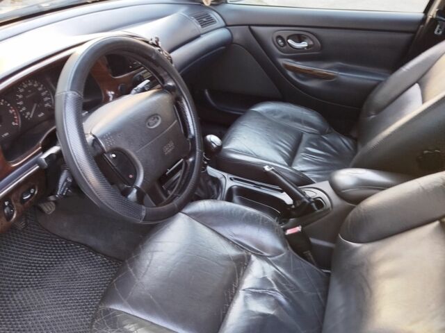 Серый Форд Мондео, объемом двигателя 1.8 л и пробегом 3 тыс. км за 2300 $, фото 3 на Automoto.ua