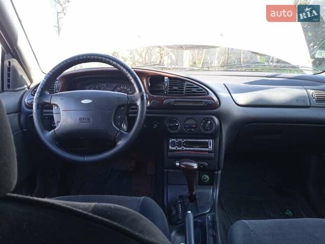 Форд Мондео 1999 в Киеве на Automoto.ua Серый Форд Мондео, объемом двигателя 2.5 л и пробегом 375 тыс. км за 1699 $, фото 3 на Automoto.ua