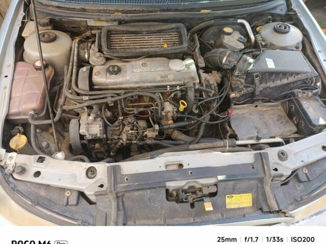 Серый Форд Мондео, объемом двигателя 0 л и пробегом 300 тыс. км за 900 $, фото 2 на Automoto.ua