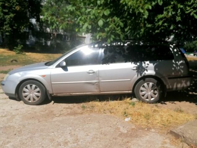 Сірий Форд Мондео, об'ємом двигуна 2 л та пробігом 0 тис. км за 2200 $, фото 1 на Automoto.ua