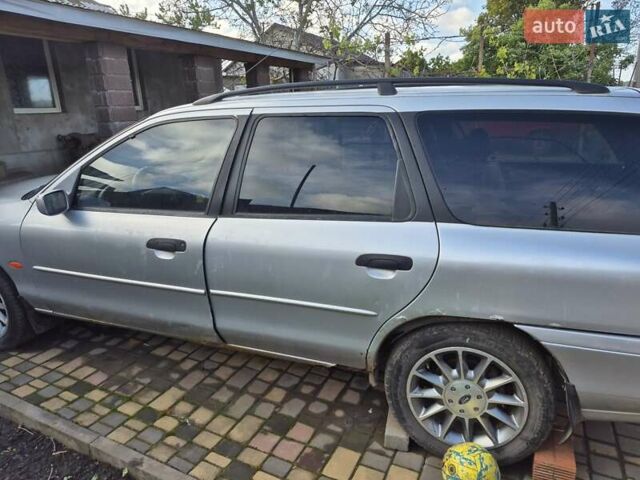 Серый Форд Мондео, объемом двигателя 1.79 л и пробегом 320 тыс. км за 1700 $, фото 4 на Automoto.ua