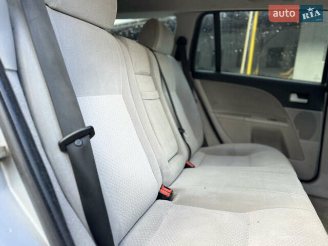 Серый Форд Мондео, объемом двигателя 2 л и пробегом 358 тыс. км за 3300 $, фото 11 на Automoto.ua