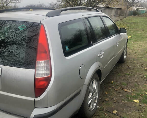 Серый Форд Мондео, объемом двигателя 2 л и пробегом 217 тыс. км за 2000 $, фото 4 на Automoto.ua