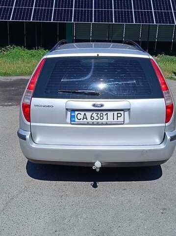 Серый Форд Мондео, объемом двигателя 1.8 л и пробегом 215 тыс. км за 4000 $, фото 4 на Automoto.ua