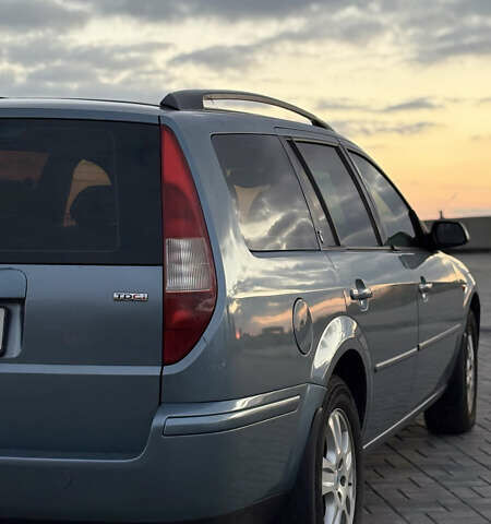 Серый Форд Мондео, объемом двигателя 2 л и пробегом 300 тыс. км за 4341 $, фото 14 на Automoto.ua