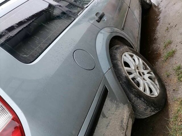 Серый Форд Мондео, объемом двигателя 2 л и пробегом 360 тыс. км за 2500 $, фото 1 на Automoto.ua