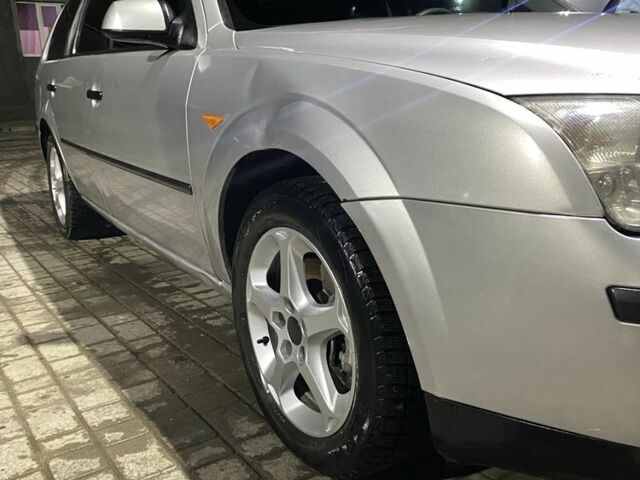 Серый Форд Мондео, объемом двигателя 2 л и пробегом 254 тыс. км за 3500 $, фото 3 на Automoto.ua