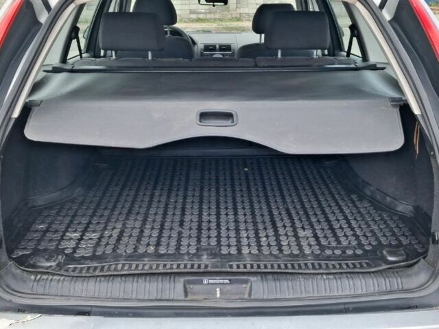 Серый Форд Мондео, объемом двигателя 2 л и пробегом 350 тыс. км за 3200 $, фото 6 на Automoto.ua