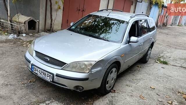 Сірий Форд Мондео, об'ємом двигуна 2 л та пробігом 326 тис. км за 1950 $, фото 8 на Automoto.ua