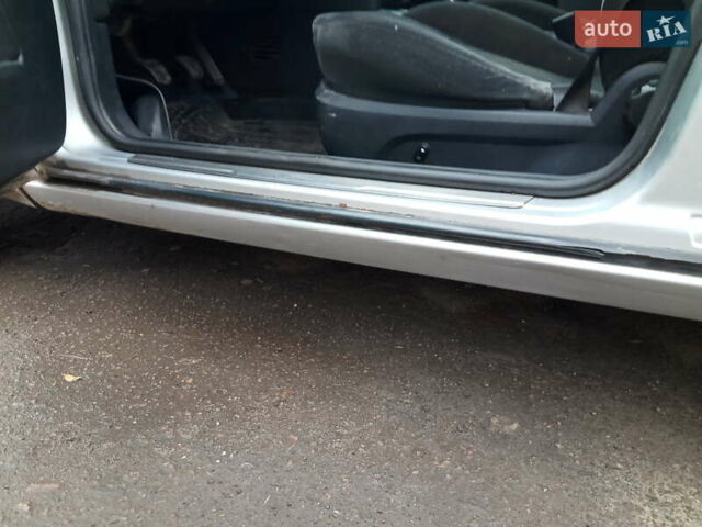 Серый Форд Мондео, объемом двигателя 2 л и пробегом 424 тыс. км за 2500 $, фото 16 на Automoto.ua