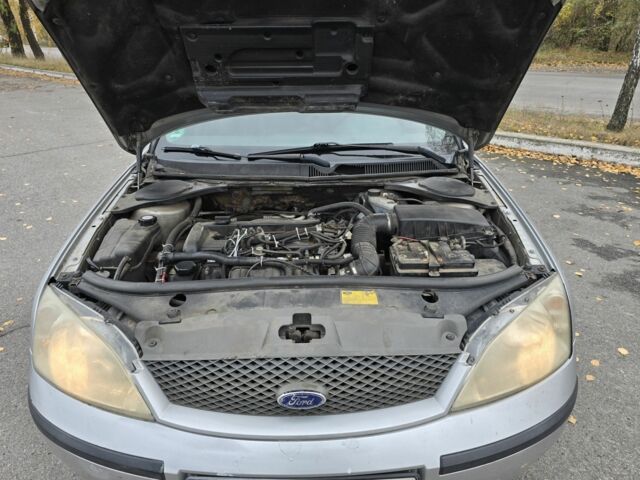 Серый Форд Мондео, объемом двигателя 1.8 л и пробегом 306 тыс. км за 2999 $, фото 15 на Automoto.ua