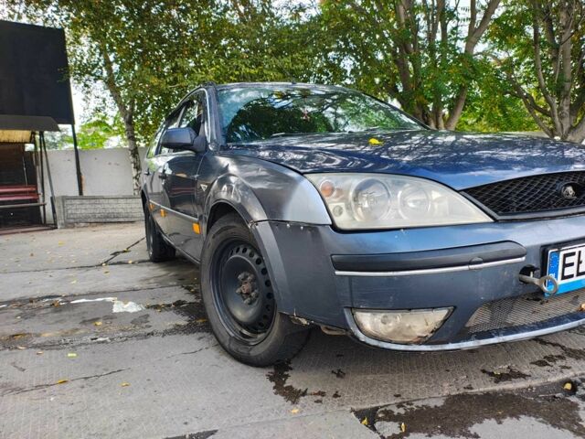 Серый Форд Мондео, объемом двигателя 2 л и пробегом 370 тыс. км за 2075 $, фото 4 на Automoto.ua