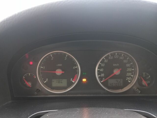 Сірий Форд Мондео, об'ємом двигуна 0 л та пробігом 407 тис. км за 1250 $, фото 4 на Automoto.ua