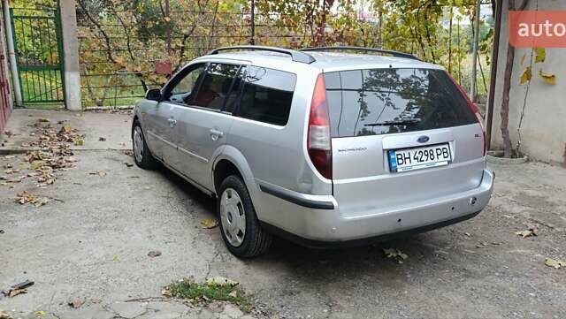 Сірий Форд Мондео, об'ємом двигуна 2 л та пробігом 326 тис. км за 1950 $, фото 9 на Automoto.ua