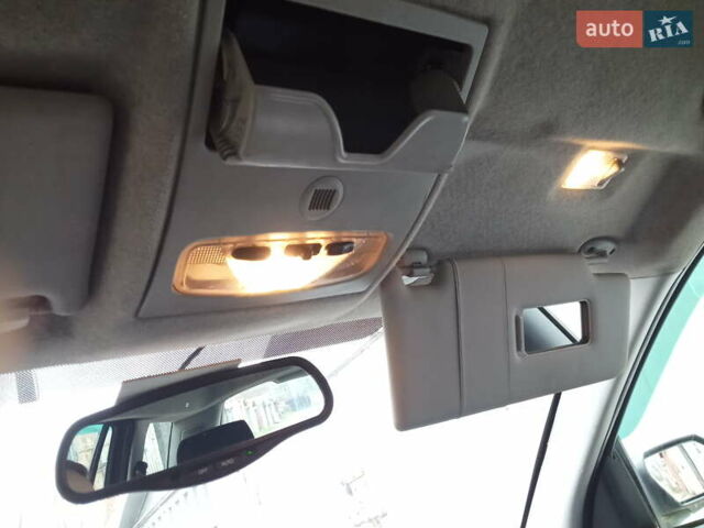 Серый Форд Мондео, объемом двигателя 2 л и пробегом 424 тыс. км за 2500 $, фото 12 на Automoto.ua