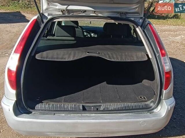 Сірий Форд Мондео, об'ємом двигуна 2 л та пробігом 412 тис. км за 3100 $, фото 2 на Automoto.ua