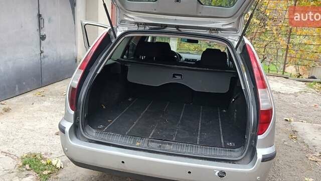 Сірий Форд Мондео, об'ємом двигуна 2 л та пробігом 326 тис. км за 1950 $, фото 7 на Automoto.ua