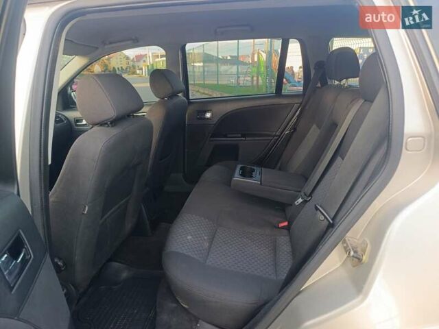 Серый Форд Мондео, объемом двигателя 1.8 л и пробегом 227 тыс. км за 2999 $, фото 17 на Automoto.ua