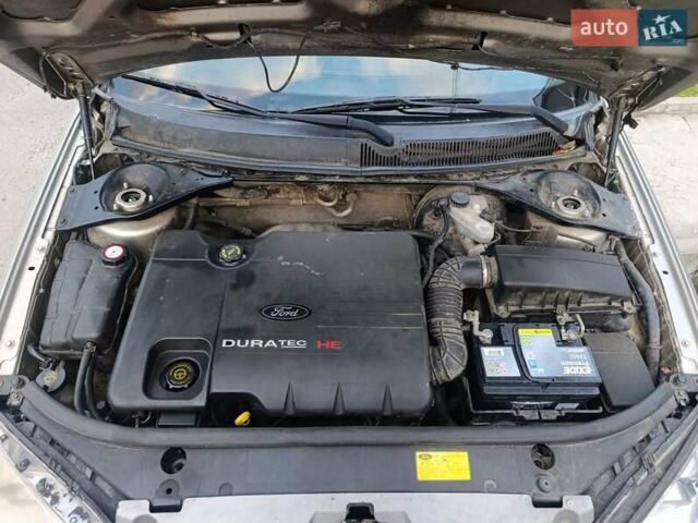 Серый Форд Мондео, объемом двигателя 1.8 л и пробегом 227 тыс. км за 2999 $, фото 32 на Automoto.ua