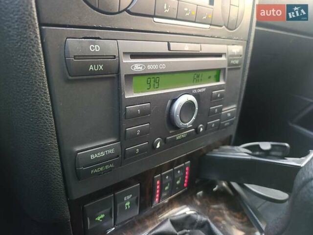 Серый Форд Мондео, объемом двигателя 1.8 л и пробегом 227 тыс. км за 2999 $, фото 29 на Automoto.ua