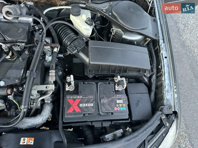 Форд Мондео 2003 в Черновцах на Automoto.ua Серый Форд Мондео, объемом двигателя 2 л и пробегом 300 тыс. км за 3350 $, фото 26 на Automoto.ua