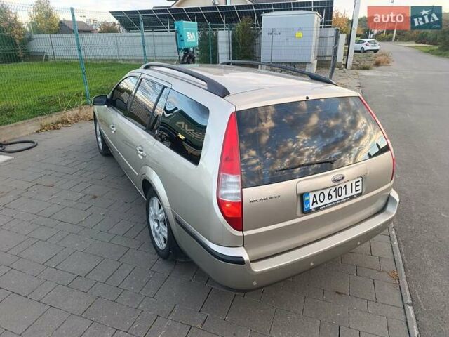 Серый Форд Мондео, объемом двигателя 1.8 л и пробегом 227 тыс. км за 2999 $, фото 12 на Automoto.ua