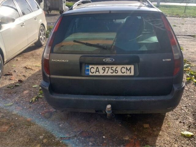 Серый Форд Мондео, объемом двигателя 2 л и пробегом 430 тыс. км за 1600 $, фото 7 на Automoto.ua