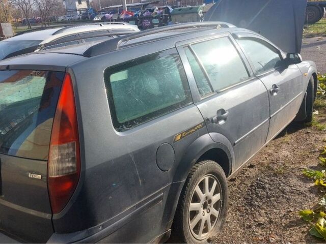 Серый Форд Мондео, объемом двигателя 2 л и пробегом 430 тыс. км за 1600 $, фото 6 на Automoto.ua