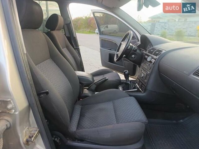 Серый Форд Мондео, объемом двигателя 1.8 л и пробегом 227 тыс. км за 2999 $, фото 21 на Automoto.ua