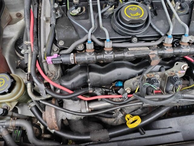 Серый Форд Мондео, объемом двигателя 2 л и пробегом 256 тыс. км за 3400 $, фото 16 на Automoto.ua