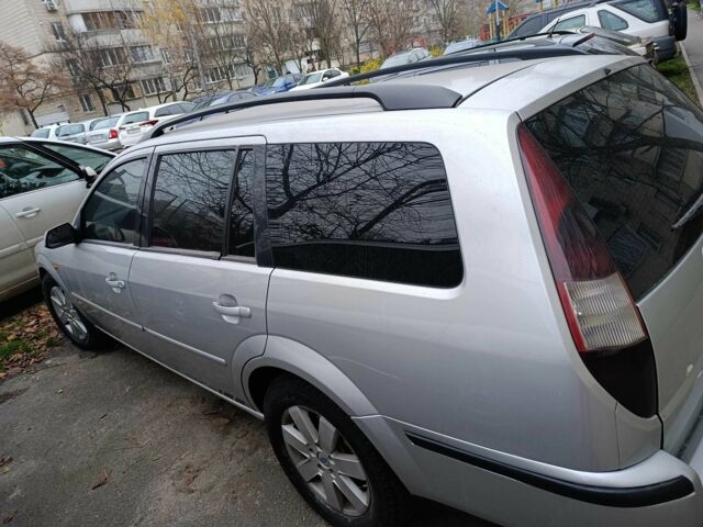 Серый Форд Мондео, объемом двигателя 2 л и пробегом 256 тыс. км за 3400 $, фото 2 на Automoto.ua