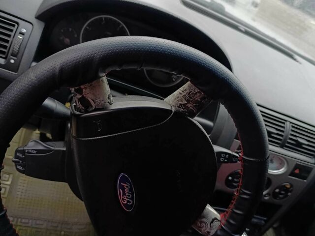 Серый Форд Мондео, объемом двигателя 2 л и пробегом 256 тыс. км за 3400 $, фото 9 на Automoto.ua