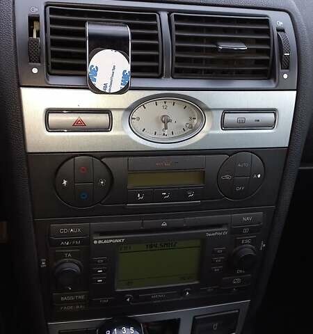 Сірий Форд Мондео, об'ємом двигуна 2 л та пробігом 303 тис. км за 5000 $, фото 12 на Automoto.ua