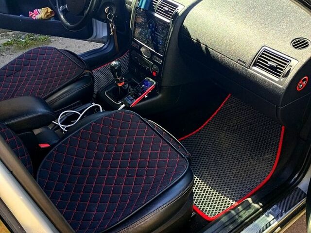 Форд Мондео 2004 в Киеве на Automoto.ua Серый Форд Мондео, объемом двигателя 2 л и пробегом 0 тыс. км за 3000 $, фото 3 на Automoto.ua