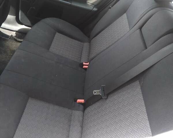 Серый Форд Мондео, объемом двигателя 2 л и пробегом 280 тыс. км за 2800 $, фото 7 на Automoto.ua