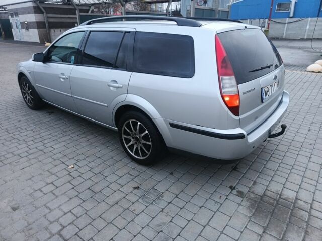 Сірий Форд Мондео, об'ємом двигуна 2 л та пробігом 332 тис. км за 2560 $, фото 8 на Automoto.ua