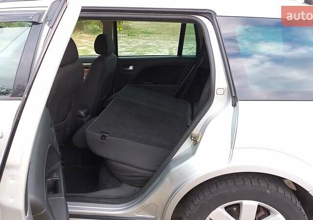 Сірий Форд Мондео, об'ємом двигуна 2 л та пробігом 303 тис. км за 5000 $, фото 8 на Automoto.ua