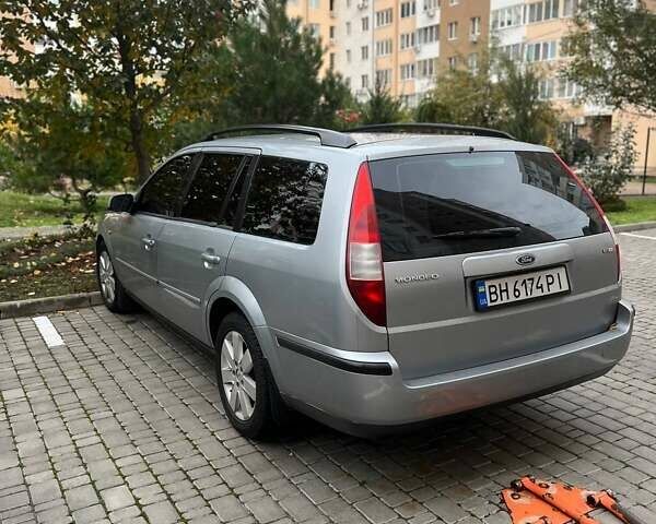 Форд Мондео 2004 в Одессе на Automoto.ua Серый Форд Мондео, объемом двигателя 2 л и пробегом 300 тыс. км за 4300 $, фото 1 на Automoto.ua
