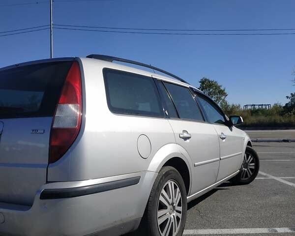 Сірий Форд Мондео, об'ємом двигуна 2 л та пробігом 199 тис. км за 3999 $, фото 13 на Automoto.ua