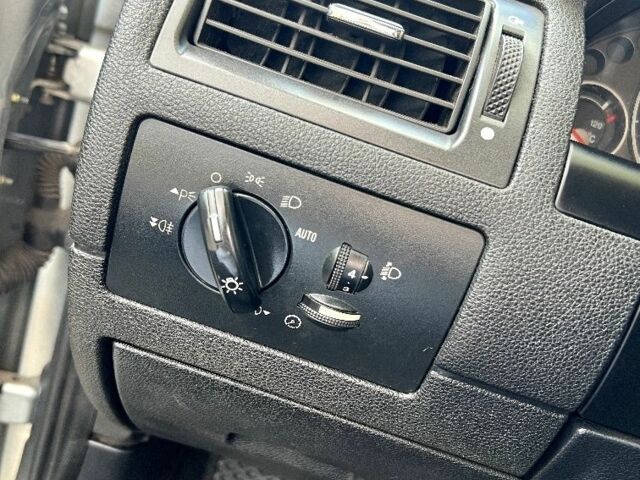 Сірий Форд Мондео, об'ємом двигуна 2 л та пробігом 405 тис. км за 4500 $, фото 4 на Automoto.ua