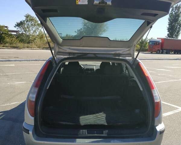 Сірий Форд Мондео, об'ємом двигуна 2 л та пробігом 199 тис. км за 3999 $, фото 60 на Automoto.ua