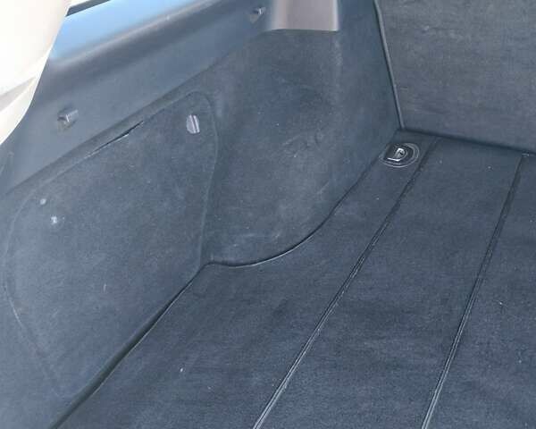 Сірий Форд Мондео, об'ємом двигуна 2 л та пробігом 199 тис. км за 3999 $, фото 51 на Automoto.ua