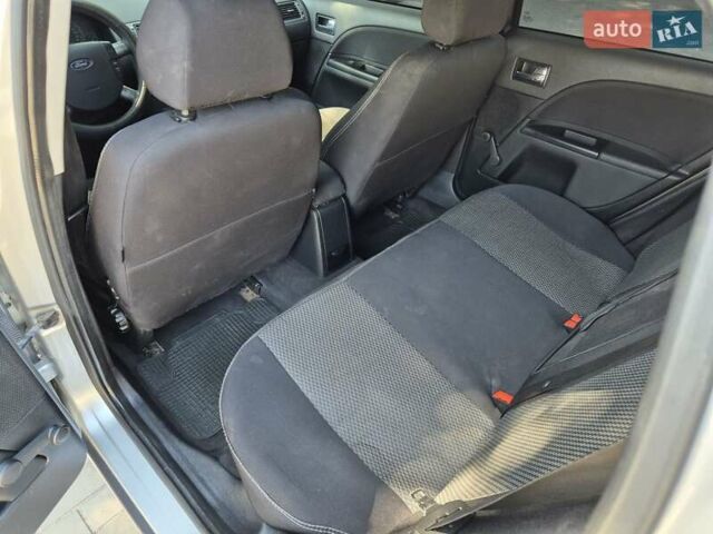Серый Форд Мондео, объемом двигателя 2 л и пробегом 286 тыс. км за 4700 $, фото 24 на Automoto.ua