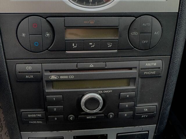 Серый Форд Мондео, объемом двигателя 1.8 л и пробегом 239 тыс. км за 4200 $, фото 11 на Automoto.ua