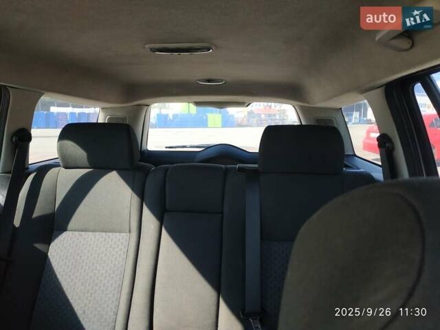 Сірий Форд Мондео, об'ємом двигуна 2 л та пробігом 199 тис. км за 3999 $, фото 66 на Automoto.ua