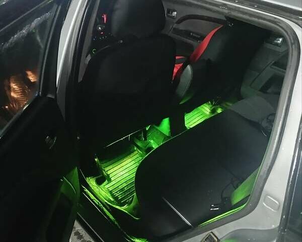 Серый Форд Мондео, объемом двигателя 1.8 л и пробегом 247 тыс. км за 3800 $, фото 4 на Automoto.ua