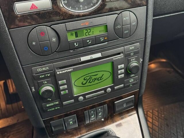 Серый Форд Мондео, объемом двигателя 2 л и пробегом 370 тыс. км за 4150 $, фото 4 на Automoto.ua